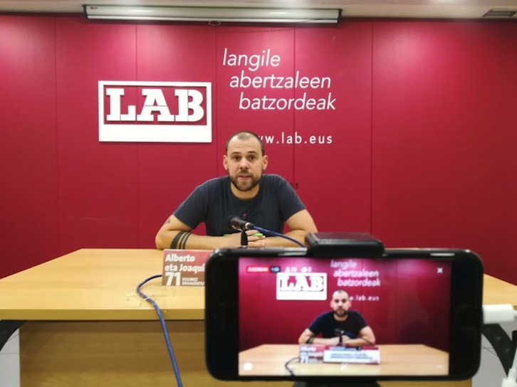 Endika Perez, agerraldi telematikoan. (LAB)