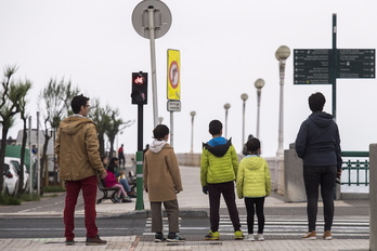 Los menores salen de momento sin restricciones horarias entre 9.00 y 21.00. (Juan Carlos RUIZ | FOKU)