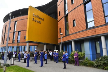 Médicos británicos han alertado de un posible síndrome relacionado con la Covid-19 que afecta a los niños. (Paul ELLIS/AFP)