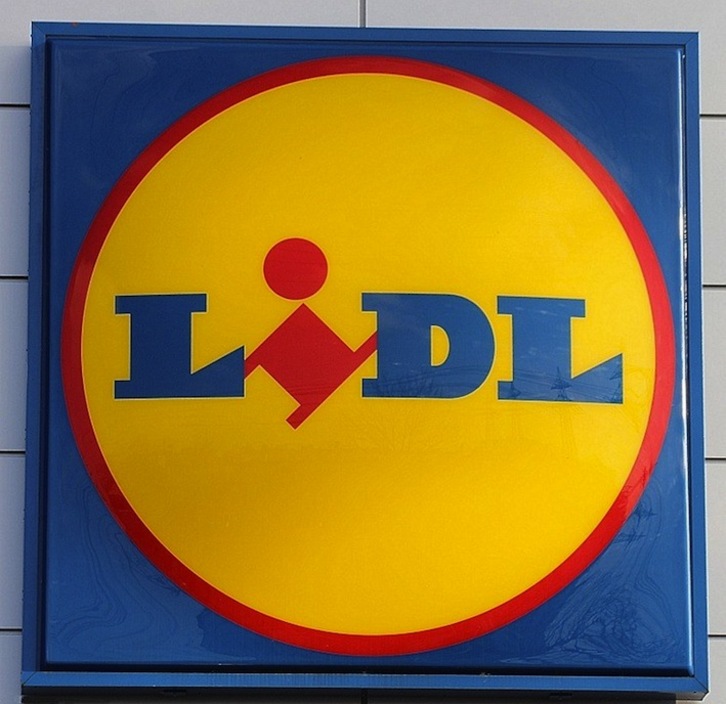 ELAk lanuzteak deitu ditu Lidl supermerkatuetan apirilaren 30erako. (ELA)