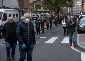 Manifestación contra el desalojo. (Luis JAUREGIALTZO/FOKU)