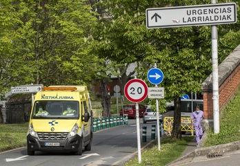 Los y las sanitarias están teniendo un papel importante en esta pandemia, aunque a Ambuibérica no le preocupa.(Marisol RAMIREZ/FOKU))