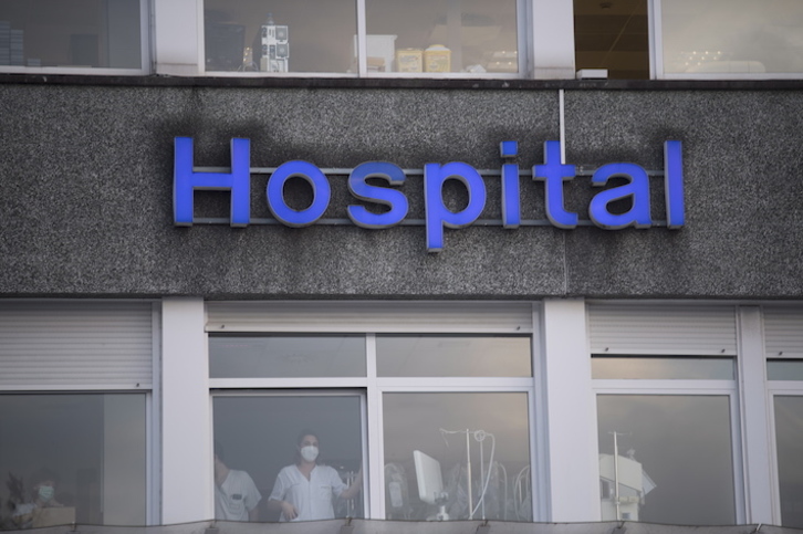 Gipuzkoa, en la imagen el Hospital de Donostia, suma un día más sin contabilizar ningún positivo. (Juan Carlos RUIZ/FOKU)