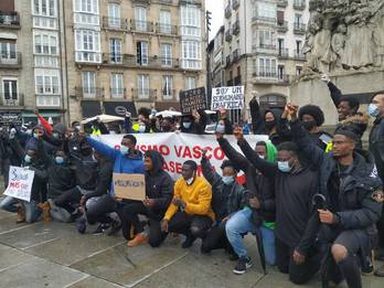 Arrazakeriaren aurkako protesta, Gasteizen