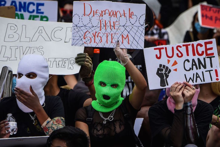 Activistas contra la violencia policial, en una de las protestas en Florida.(Chandan KHANNA/AFP)