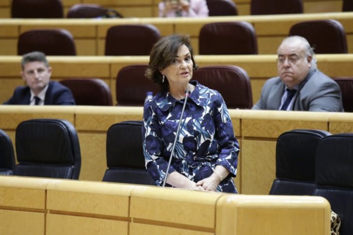 Carmen Calvo, durante una intervención en el Senado. (@carmencalvo_) 