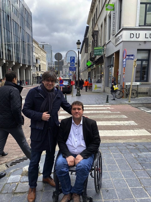 Carles Puigdemont y David Bonvehí, en una visita de este último a Bruselas. (@davidbonvehi)