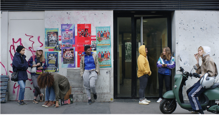 Gizonen rolak betetzen, emakumeak. «Les intruses» iradokitzailea da. (Randa MAROUFI / GETXOPHOTO)  