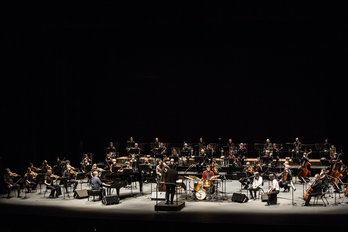 Imagen del concierto de Chano Domínguez y la Orquesta Sinfónica de Navarra. @flamencoonfire