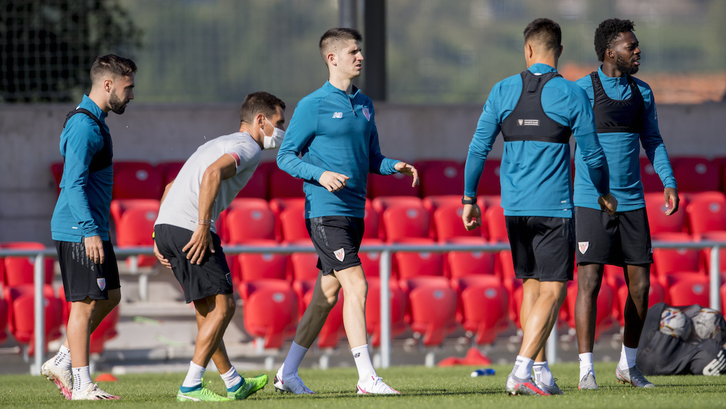 Sancet ha entrenado en Lezama con los jugadores que no han participado en el amistoso ante el Alavés. (@AthleticClub)