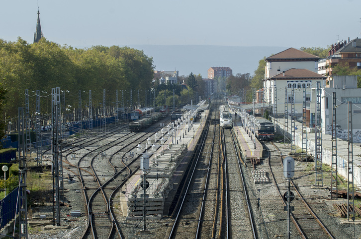 Miranda-Gasteiz-Altsasu trenaren zerbitzuak murrizten joan dira azken urteotan. (Juanan RUIZ/FOKU)