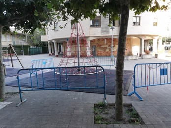 Un parque infantil en Burlata. (EH BILDU BURLATA)