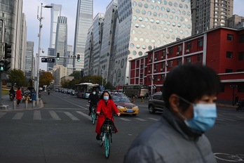 Una avenida en el centro de Pekín. (Greg BAKER/AFP)