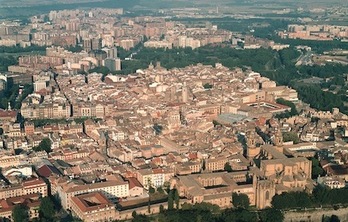 El Consistorio ofrece ayudas por 160.000 euros para proyectos que mejoren la eficiencia energética en conjuntos residenciales. (AYUNTAMIENTO DE IRUÑEA)