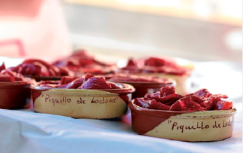 Los piquillos, un buen recurso para acompañar en la mesa. (GETTY IMAGES)