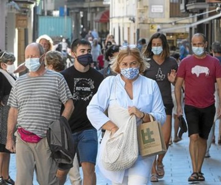 El último informe epidemiológico en Nafarroa remarca la importancia del uso de la mascarilla.