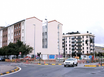 La calle Ferrocarril de Iruñea, tras el derribo de uno de sus edificios. (AYUNTAMIENTO DE IRUÑEA)