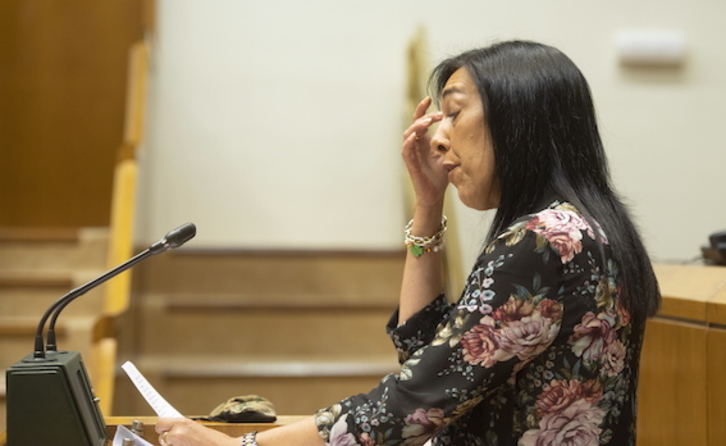La parlamentaria de Vox, Amaia Martínez, en una intervención en la Cámara autonómica. (Raúl BOGAJO/FOKU)