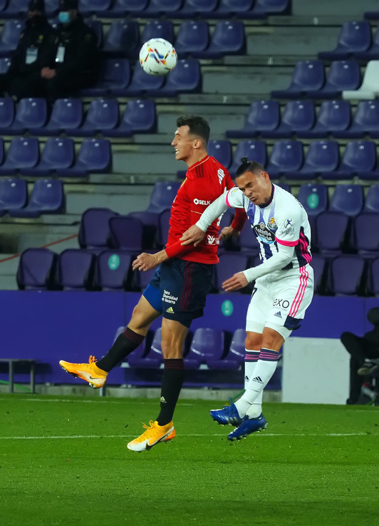 Ante Budimir sufre un golpe en su muslo izquierdo tras el partido de Zorrilla. (LA OTRA FOTO)