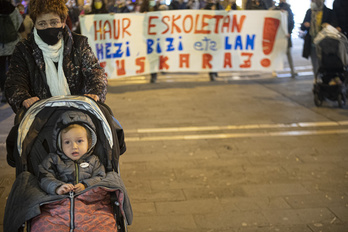 Manifestazioa, Iruñeko Alde Zaharrean barna. (Jagoba MANTEROLA | FOKU)