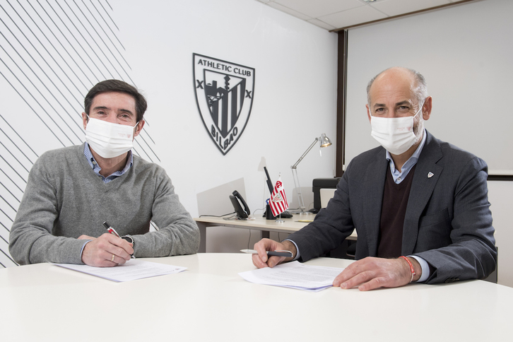 Marcelino ha firmado su contrato con el Athletic hasta junio de 2022. (@AthleticClub)