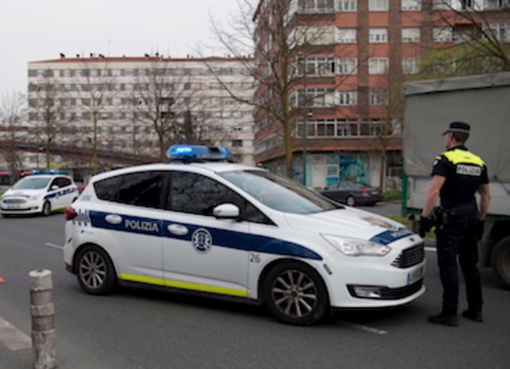 La Policía Local de Gasteiz fue quien realizó la detención. (Raúl BOGAJO/FOKU)