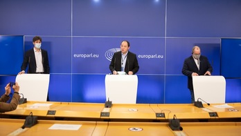 Presentación del grupo de europarlamentarios que que defiende el ejercicio del derecho a la autodeterminación de una forma legalmente reconocida. (EH BILDU)
