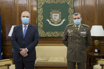 Enrique Maya e Ignacio Boudet se han reunido esta mañana (AYUNTAMIENTO DE IRUÑEA)