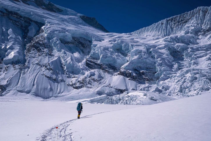 Alex Txikon, Manaslun gora. (Phelipe EIZAGIRRE)