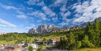 Cortina d'Ampezzo, con Dolomitas al fondo (GETTY IMAGES)