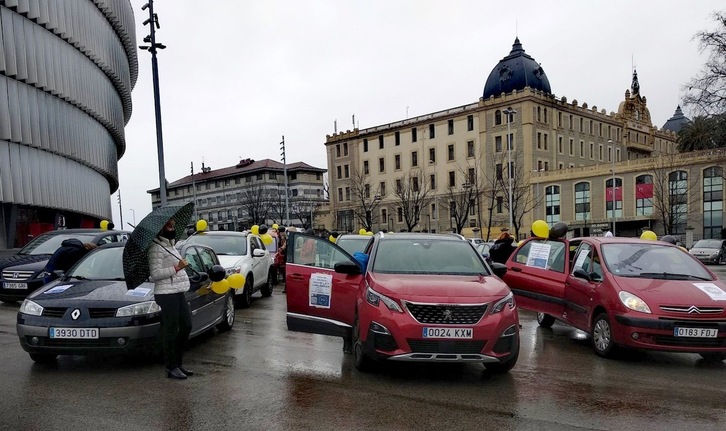 Exigen en Donostia Bilbo e Iru ea acabar con la temporalidad en