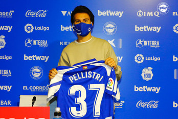Pellistri ha sido presentado hoy en Mendizorrotza. (Deportvo ALAVES)