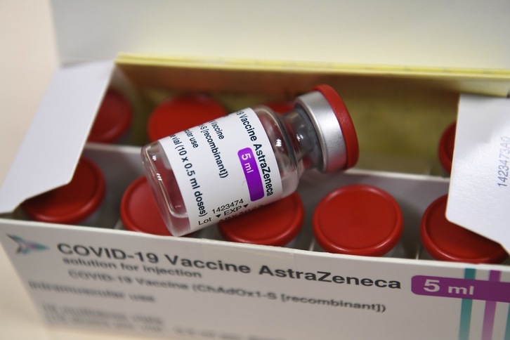 Vacuna anticovid de Astrazeneca. (Alain JOCARD/AFP) 