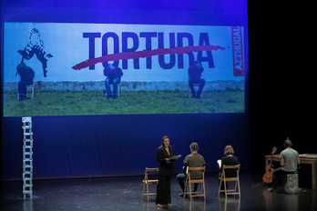 Hondarribiko Itsas Etxea auditoriumean egindako omenaldia. (Gorka RUBIO/FOKU) 