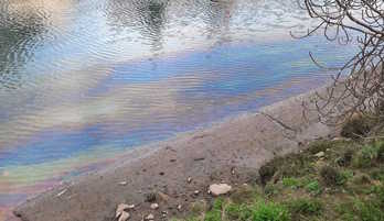 Imagen del vertido detectado por Eguzki en el río Urumea. (EGUZKI)