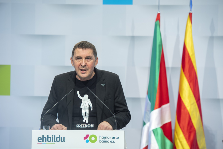 El coordinador general de EH Bildu, Arnaldo Otegi, en una intervención anterior. (Gorka RUBIO/FOKU)