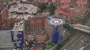 El Hospital de Gurutzeta, en Barakaldo, cuenta con un helipuerto para emergencias.