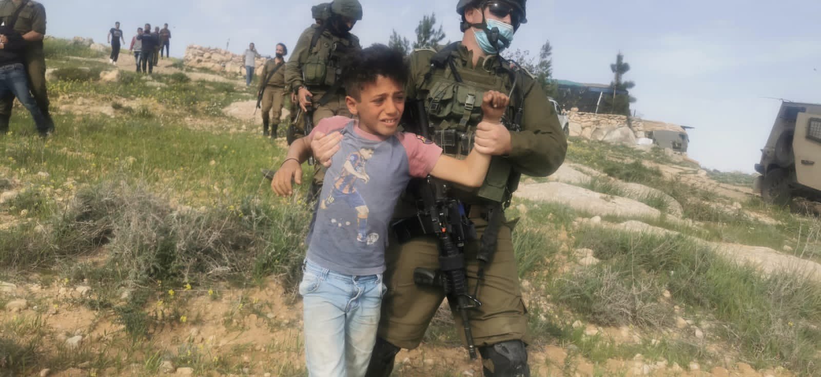 Indignacion Por La Detencion De Ninos Palestinos Que Recogian Cardos Para Comer Mundua Naiz