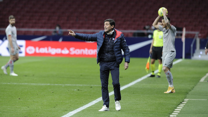 Marcelino durante el partido en el Wanda Metropolitano. (@AthleticClub)