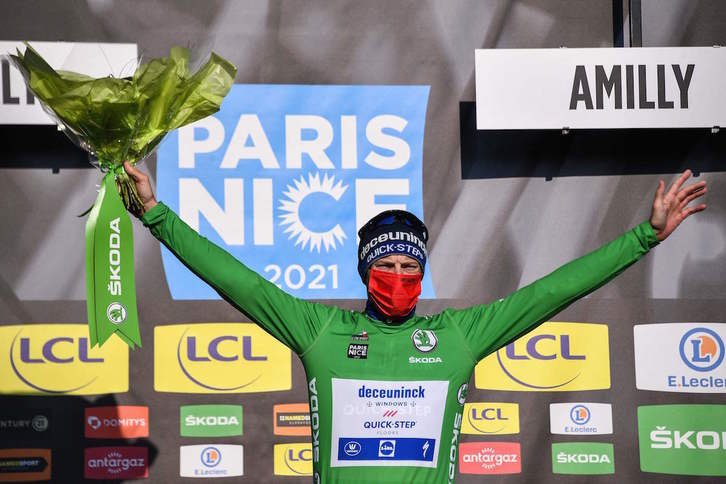 Sam Bennett ha logrado su segunda victoria en la París Niza y ha reforzado su maillot verde. (Anne-Christine POUJOULAT/AFP)