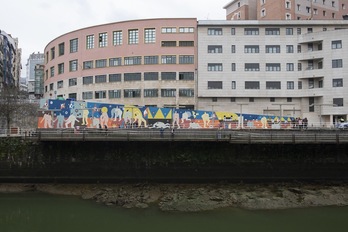 Mural en homenajea a las supervivientes de la violencia machista en Bilbo.