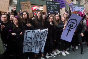 Foto de archivo de una movilización del movimiento feminista. (Luis JAUREGIALTZO/FOKU)