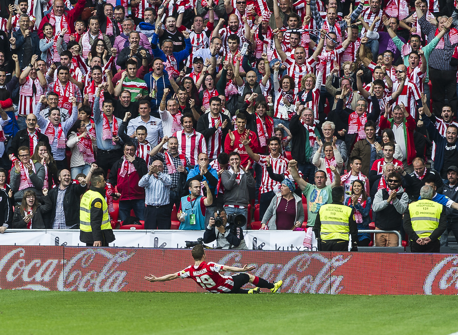 Aldiz, San Mames berriko lehen derbian bana berdindu egin zuten bi taldeek (2014-05-11). (Luis JAUREGIALTZO/FOKU)