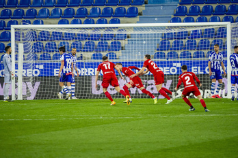 El gol de Kike Barja que supuso la victoria en Mendizorrotza el 27 de febrero ha sido el último que ha marcado Osasuna. (Jaizki FONTANEDA/FOKU)