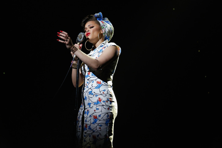 La cantante Andra Day encarna a la estrella del jazz Billie Holiday .(NAIZ)