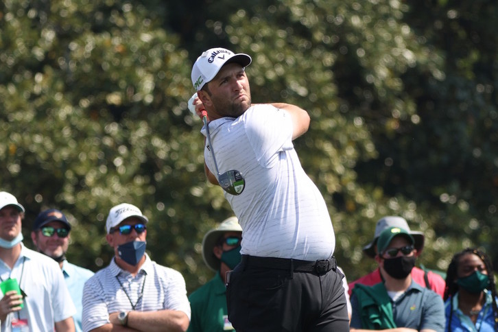 Tras su reciente paternidad, Jon Rahm intentará ponerse su primera chaqueta verde. (Kevin C. COX/AFP)