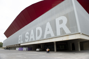 El Sadar ha cambiado por completo de aspecto, transformándose en un estadio moderno. (Iñigo URIZ/FOKU)