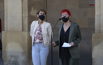 María Chivite y Santos Induráin, en la presentación de la campaña. (Jagoba MANTEROLA/FOKU)