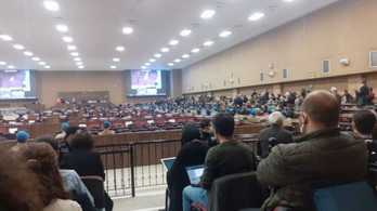 Interior de la sala en la que se está juzgando a las personas viculadas al HDP. (HDP)