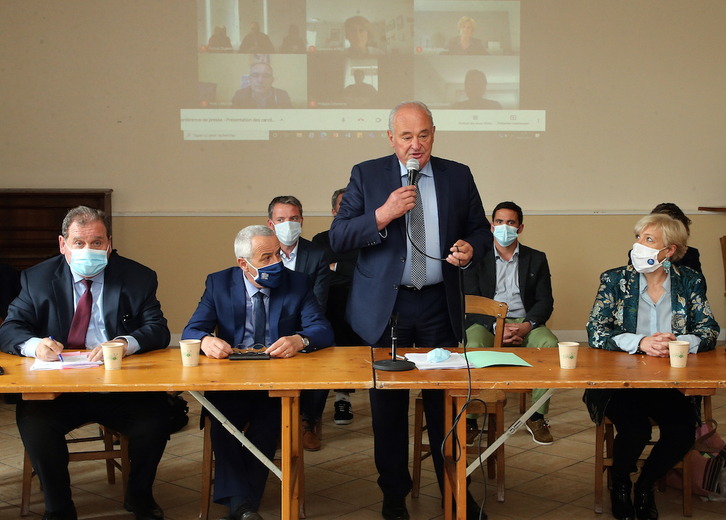 Presentación, el 5 de mayo en Bidaxune, de la candidatura de la mayoría departamental a cargo del centrista Jean-Jacques Lasserre, que buscará un tercer mandato al frente del consejo departamental. (Bob EDME)